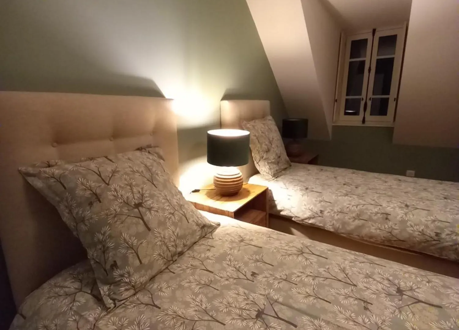 Villa Du Lys Bagneres-de-Luchon Bed & Breakfast